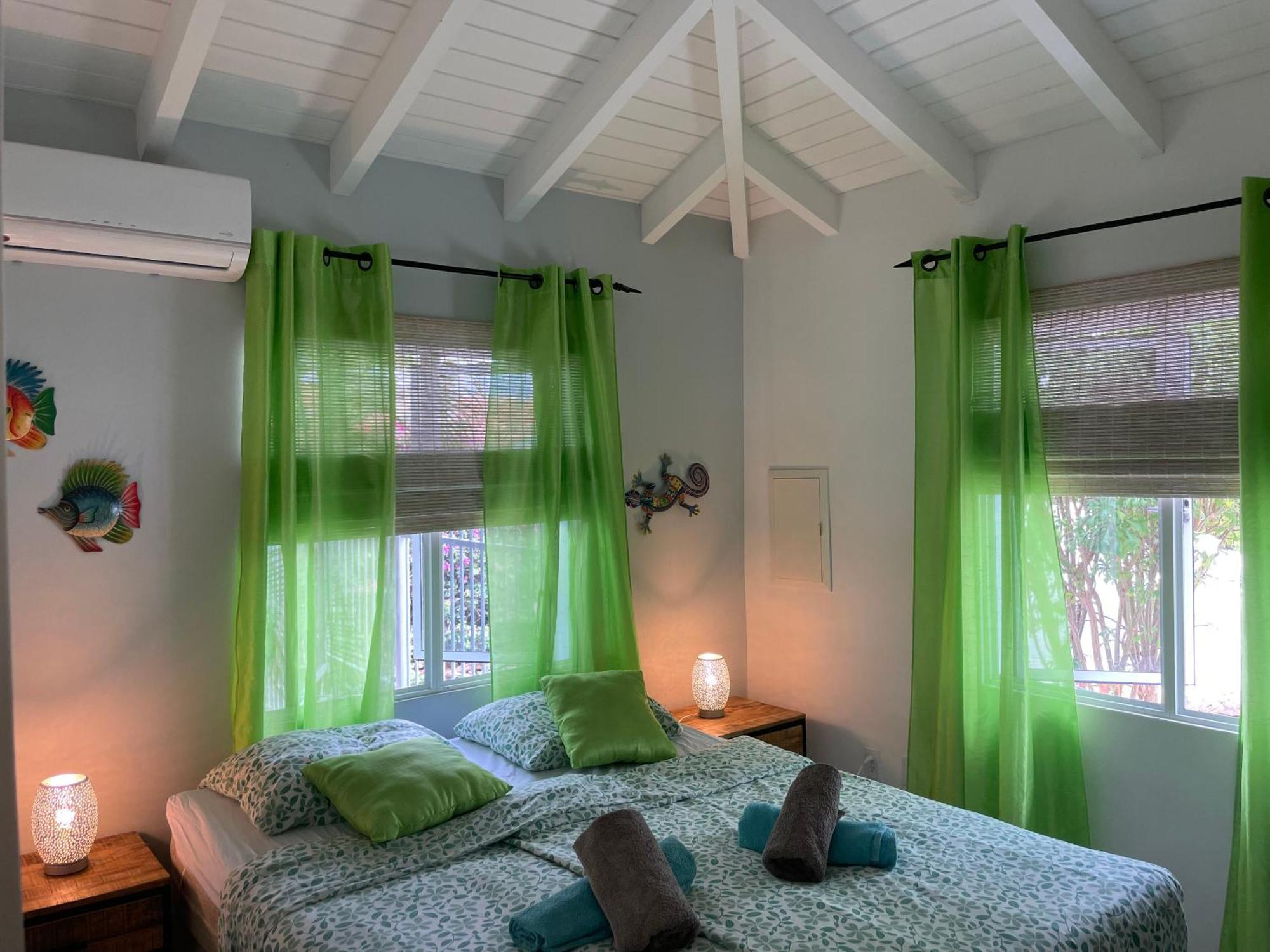 Villa Blue Curacao Jan Thiel Exterior foto